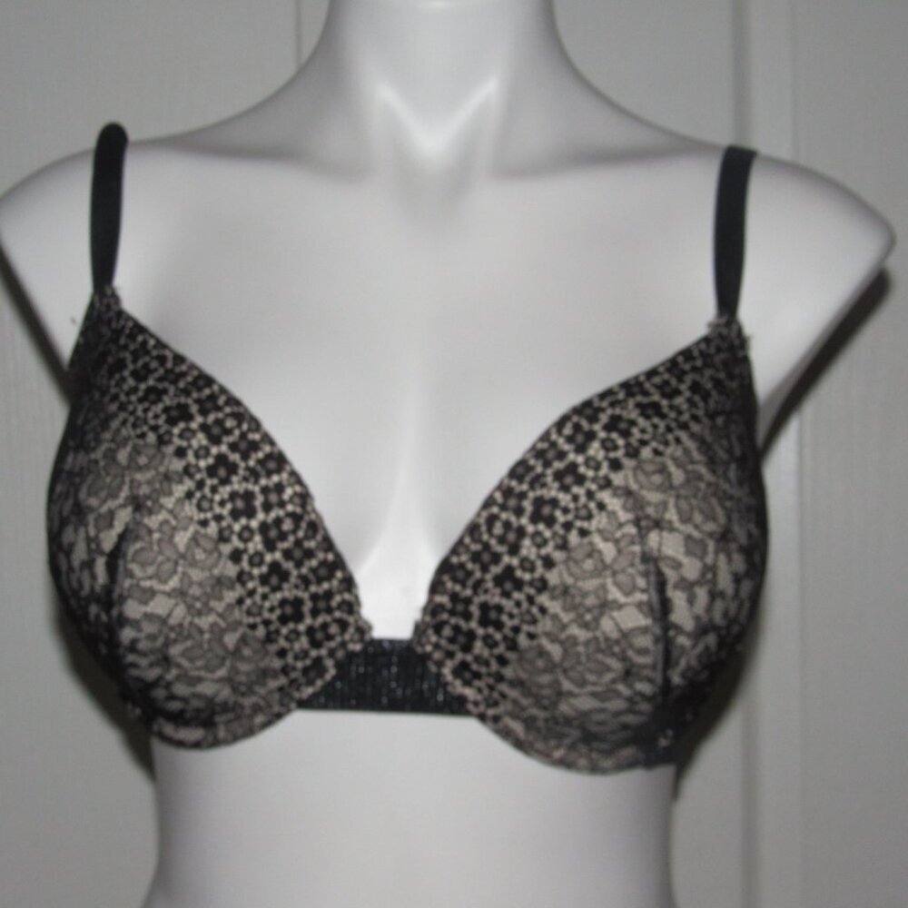 VICTORIA’S SECRET Push Up Underwire Black Lace Bra Size 34DDD